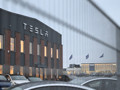 Musk yalanladı ama... Tesla'nın en büyük üretim üssü ayrılacak mı?