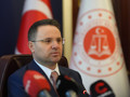 Bakan Gürlek duyurdu: Türkiye'yi 2,5 milyar TL dolandıran "haksız vatandaşlık" çetesine oprasyon