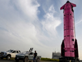 SpaceX yatırımcıları bilançoyu unuttu! Gündem pembe roket ve maskot
