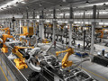Otomotiv devleri fabrikaları robotlara teslim ediyor: BMW, Tesla ve Mercedes yarışta
