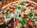 Türkiye'de de faaliyet gösteriyor: Dev pizza zinciri satıldı, CEO istifa etti