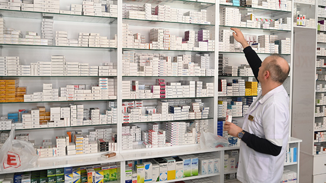 Eczanelere yeni düzenleme: Reçete hizmet bedellerinde iyileştirme