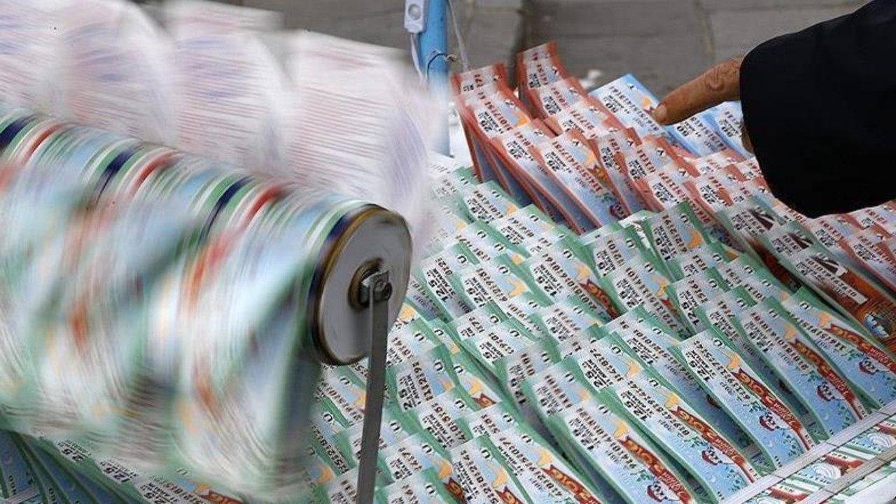 Şikayetler arttı, valilik karar aldı: Cami önlerinde şans oyunu satışları yasaklandı