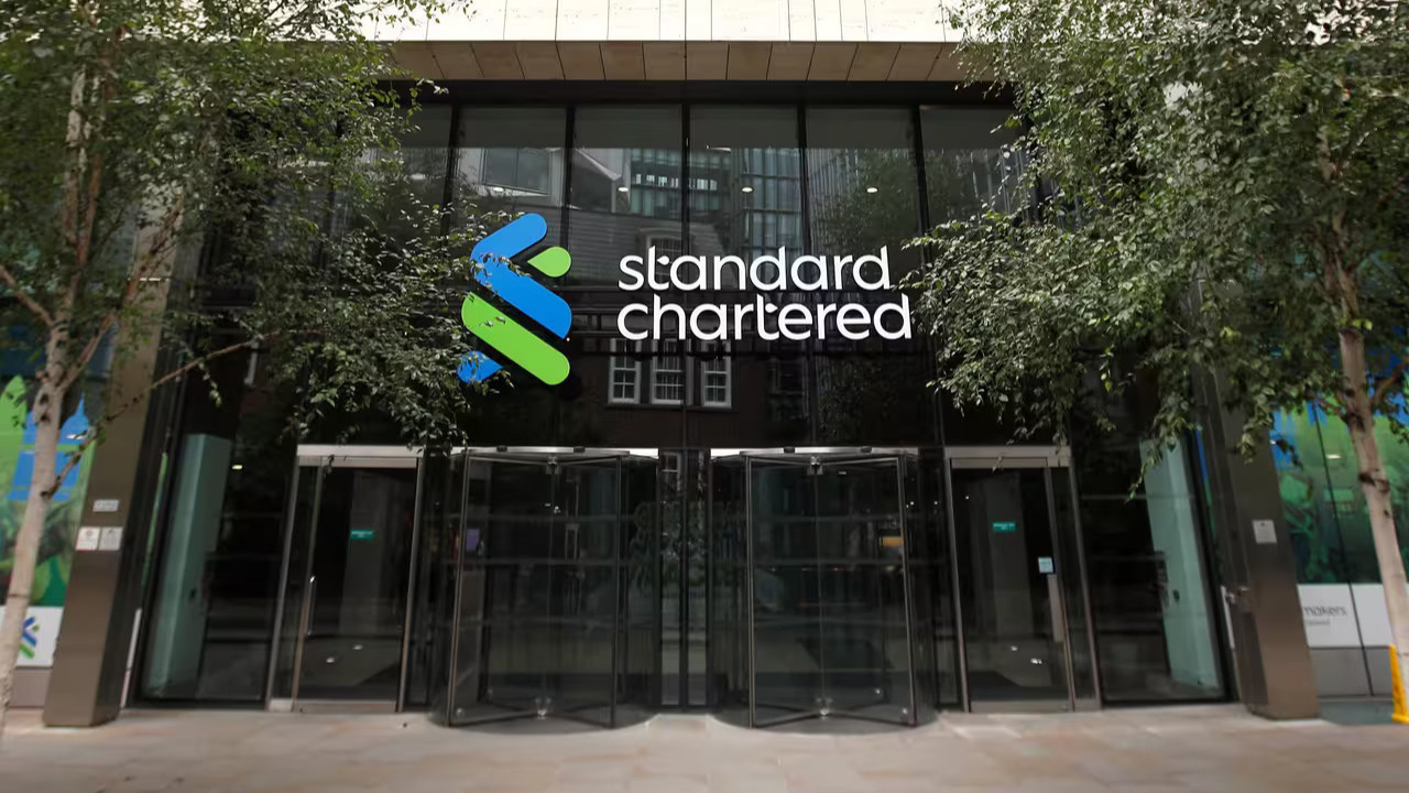 Almanya'dan İngiliz Standard Chartered'ın iştirakine 'sert önlem' talimatı