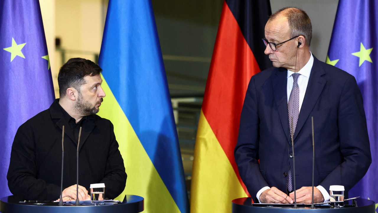 Zelenski'nin ziyareti sırasında Almanya Meclisi'nde internet ve intranet çökmüş: Siber saldırı ihtimali araştırılıyor