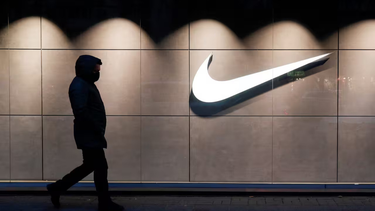 CEO’nun 1 milyon dolarlık alımı Nike hisselerini yukarı taşıdı