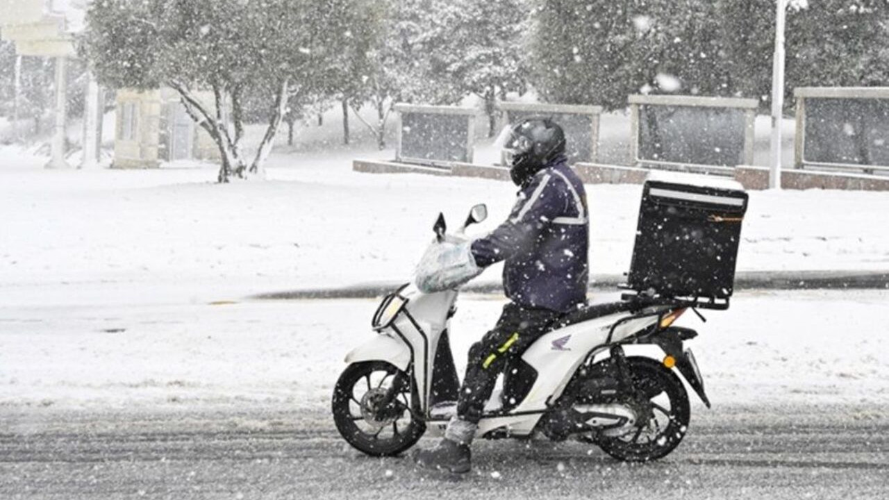 Motosiklet ve kuryelerin trafiğe çıkışına yasak