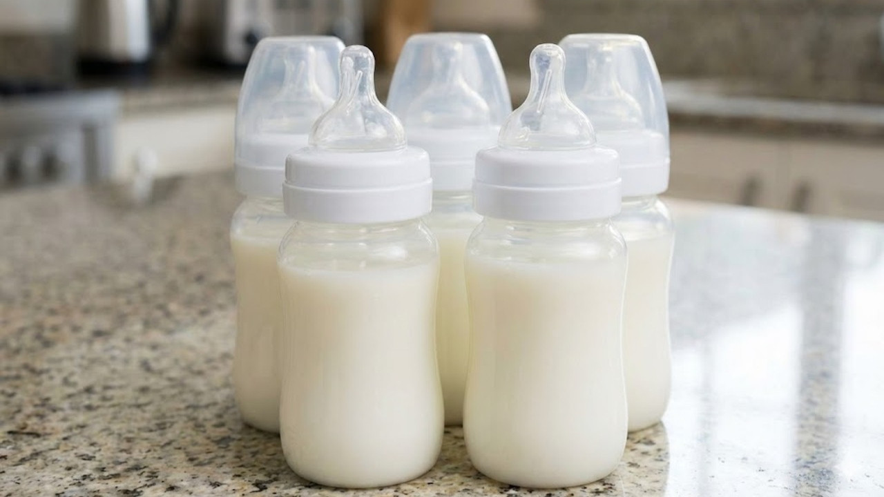 Türkiye dahil 50'den fazla ülkede bebek maması krizi: Piyasadan toplatılıyor