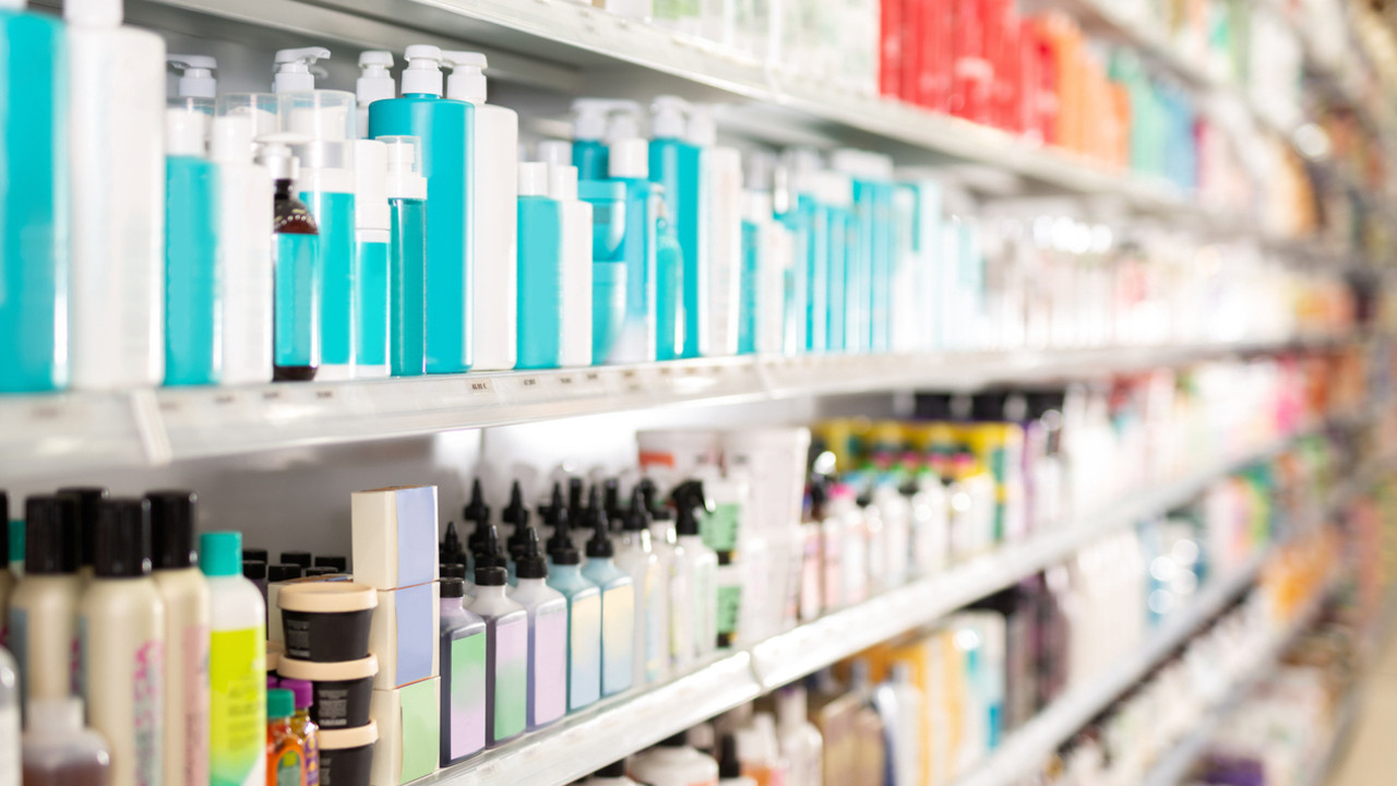 Türkiye'de yüzlerce mağazası olan Alman şirket çift haneli büyüdü: Mobilde rekor kırdı