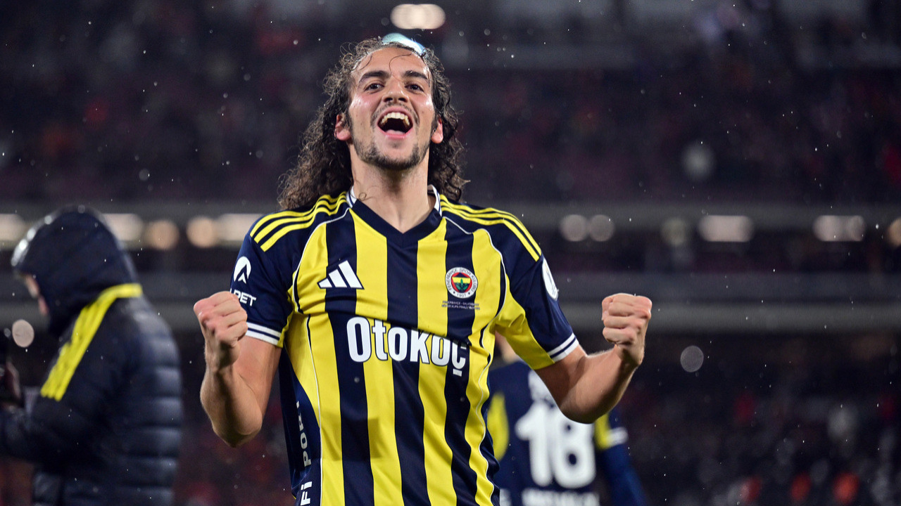 Fenerbahçe, Otokoç ile sponsorluk anlaşmasını yeniledi