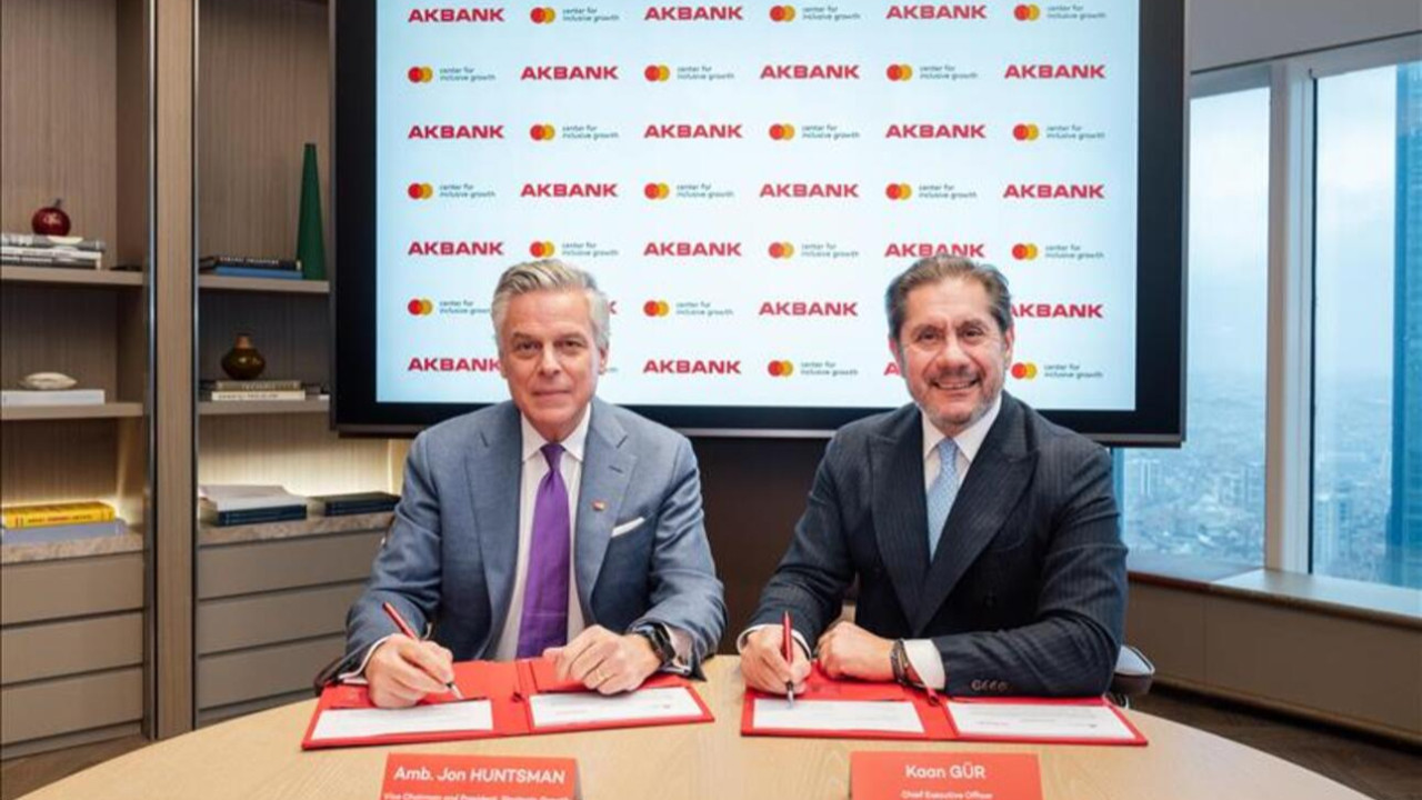 Akbank, Asya Kalkınma Bankası ile yapılan ortak yatırımla destek temin etti