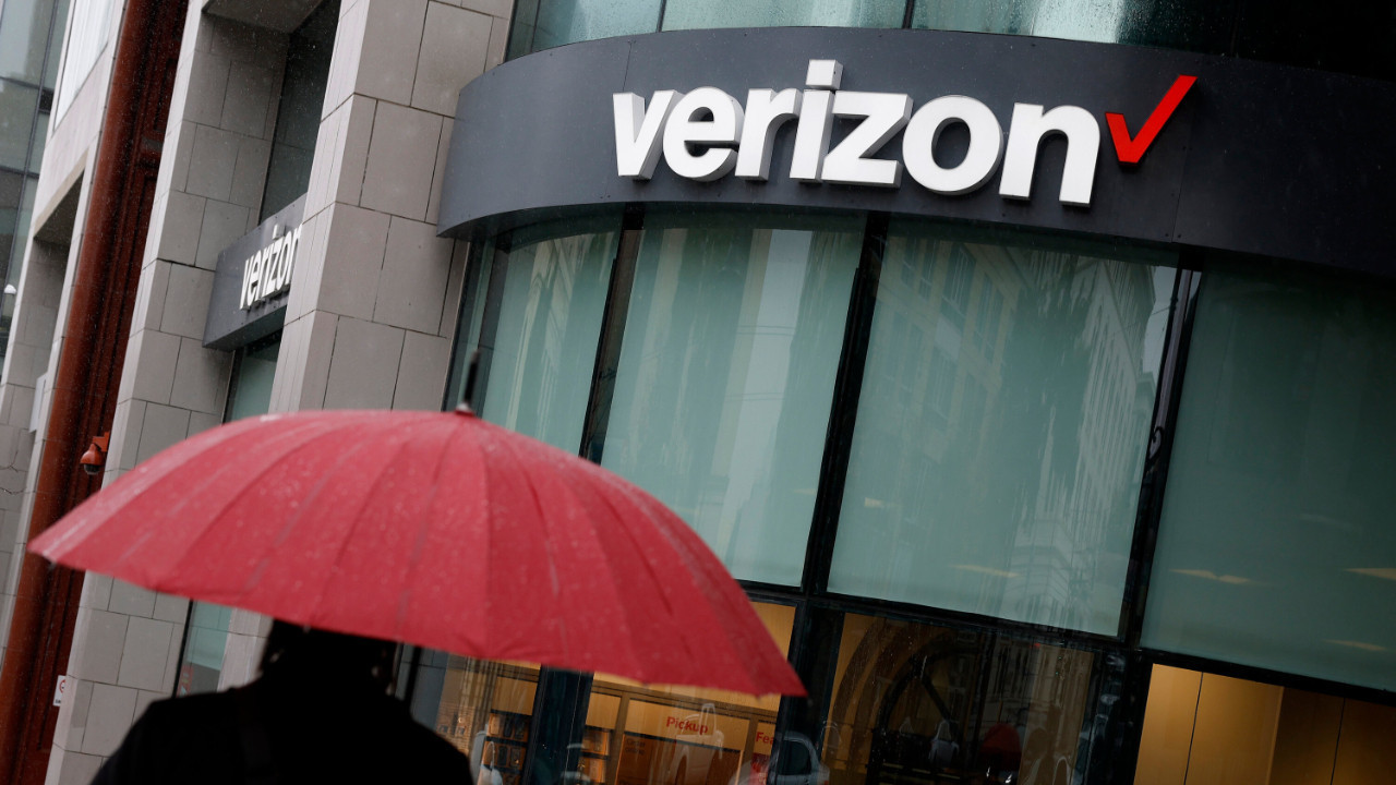 Verizon, hizmet kesintisi sonrası müşterilerine 20 dolar kredi sunuyor