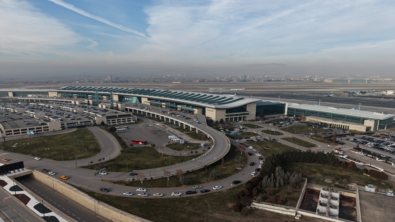 Ankara Esenboğa Havalimanı'nın 3. pisti açılıyor