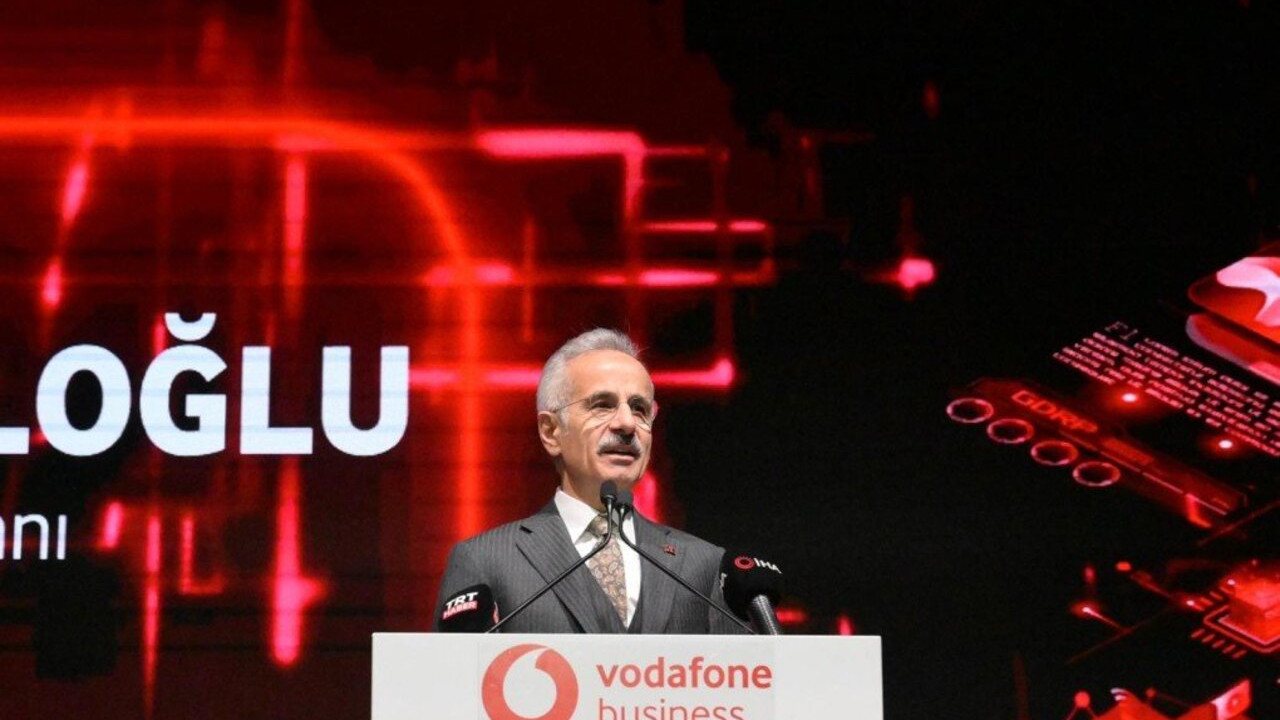 Ulaştırma ve Altyapı Bakanı Uraloğlu'ndan 5G açıklaması