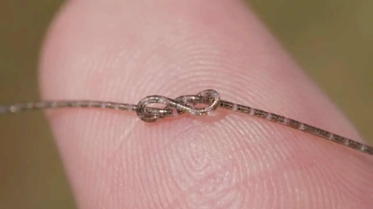 Kumaşa işlenebilen bilgisayar çipi: Çin'de saç teli kadar ince fiber çip geliştirildi