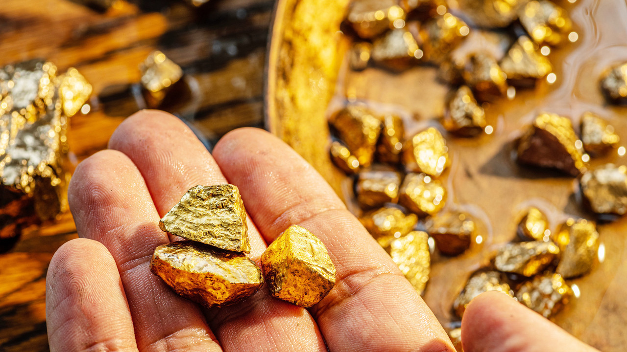 Altın ve değerli metal rekorları madencileri uçurdu: Madenci hisselerinde sert yükseliş