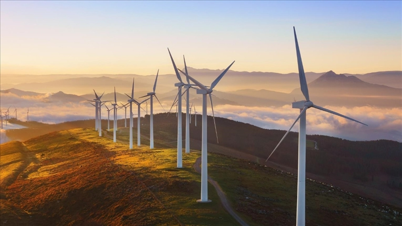 Türkiye'nin rüzgar enerjisi kurulu gücü 16 bin megavata yaklaştı