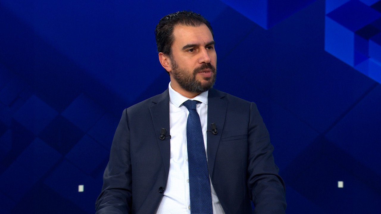 Yabancı girişlerin kesilebileceği ve tersine dönebileceği bir ortamda, yerliler piyasayı tutamaz