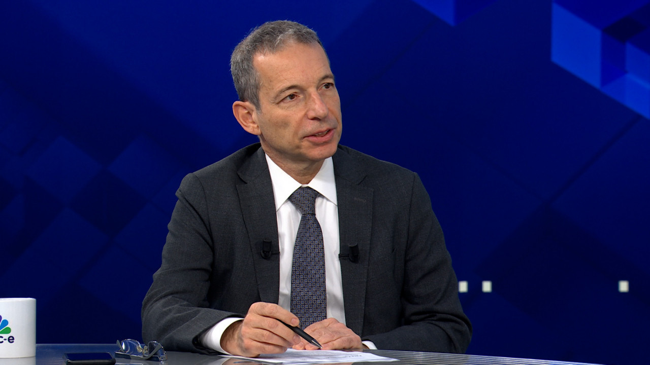 Erhan Aslanoğlu: Hürmü Boğazı kapatılırsa petrol 150 doları görebilir