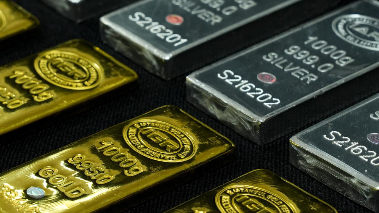 Emtia piyasalarında jeopolitik gerilim ve tarife belirsizliği etkili oldu