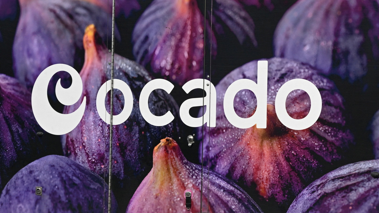 İngiliz perakende şirketi Ocado yaklaşık bin çalışanını işten çıkaracak