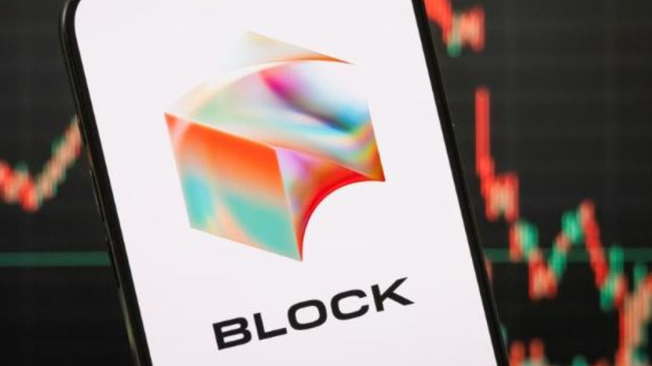 Block 4 binden fazla çalışanını işten çıkarıyor