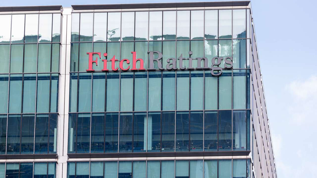 Fitch: Hürmüz Boğazı’nın kapanmasının bölge ekonomilerine etkisi sınırlı kalacak