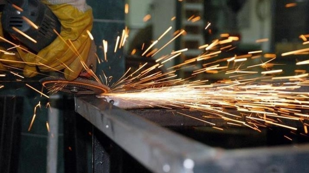 İmalat göstergesi 5 ayın en düşüğünde