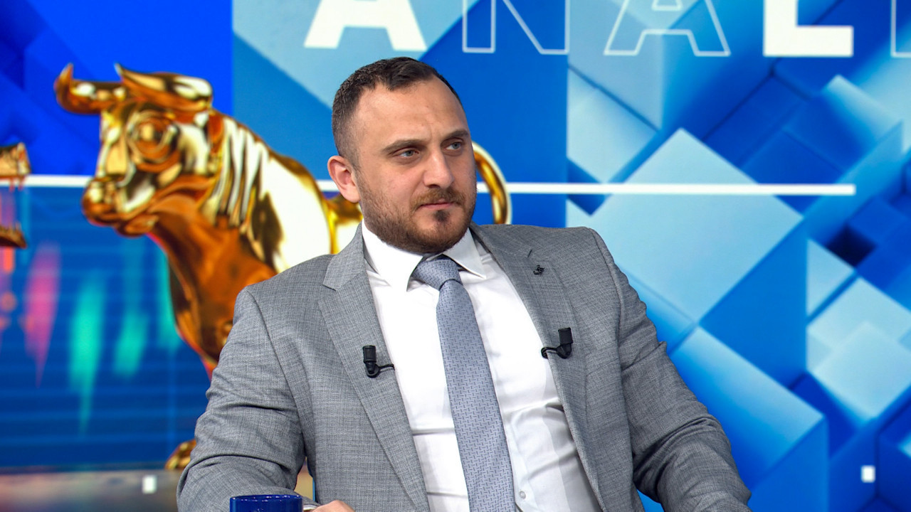 Piyasadaki sert hareketlere karşı duygusal tepki verilmemesi gerekiyor.