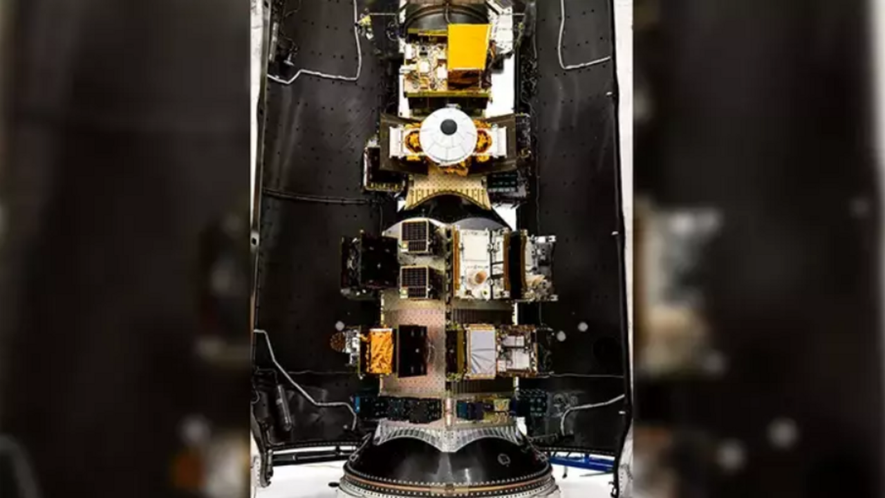 ASELSAN'ın LUNA-2 uydusu başarıyla uzaya fırlatıldı