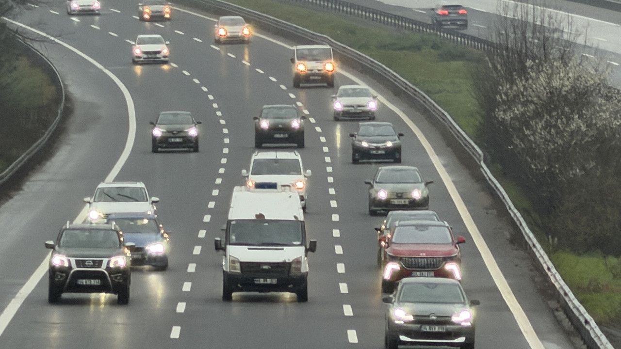 İstanbul'a giden sürücüler dikkat! Otoyolun bu bölümü trafiğe kapatıldı