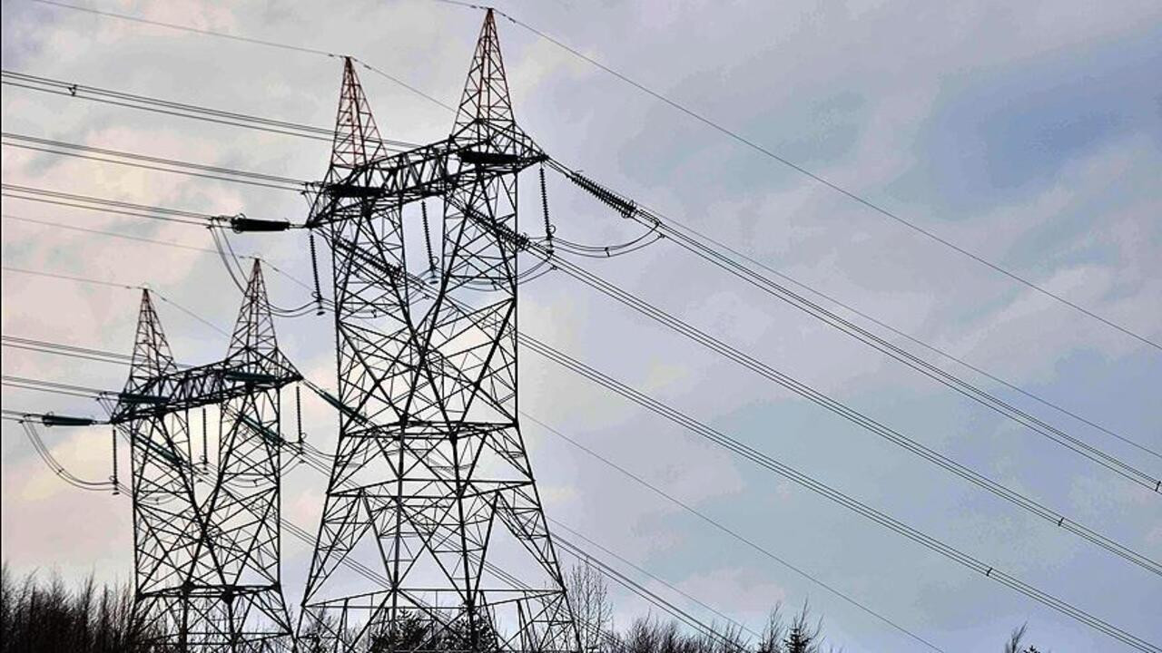 Elektrik faturalarında yeni dönem! EPDK 2027 iletim ek ücretini belirledi