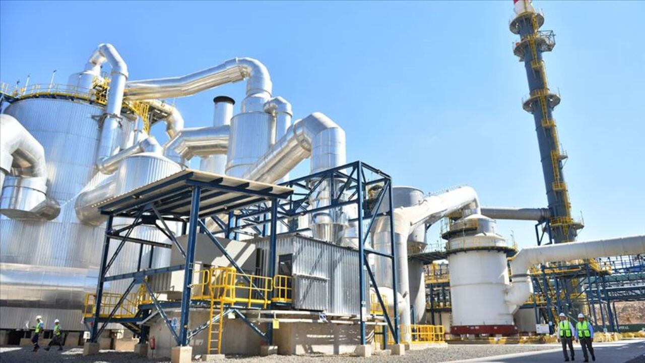 Borsa'da işlem gören şirketten İran açıklaması: Üretim durdu, hasar sınırlı