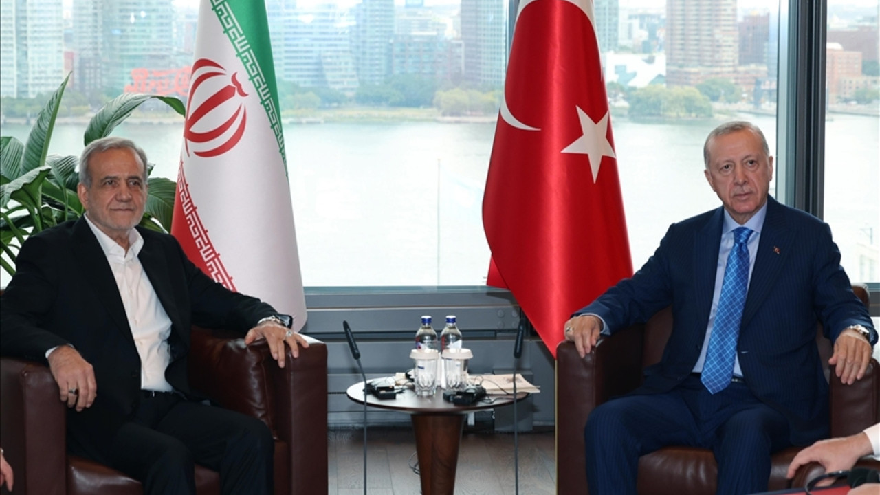 Cumhurbaşkanı Erdoğan, İran Cumhurbaşkanı Pezeşkiyan ile görüştü