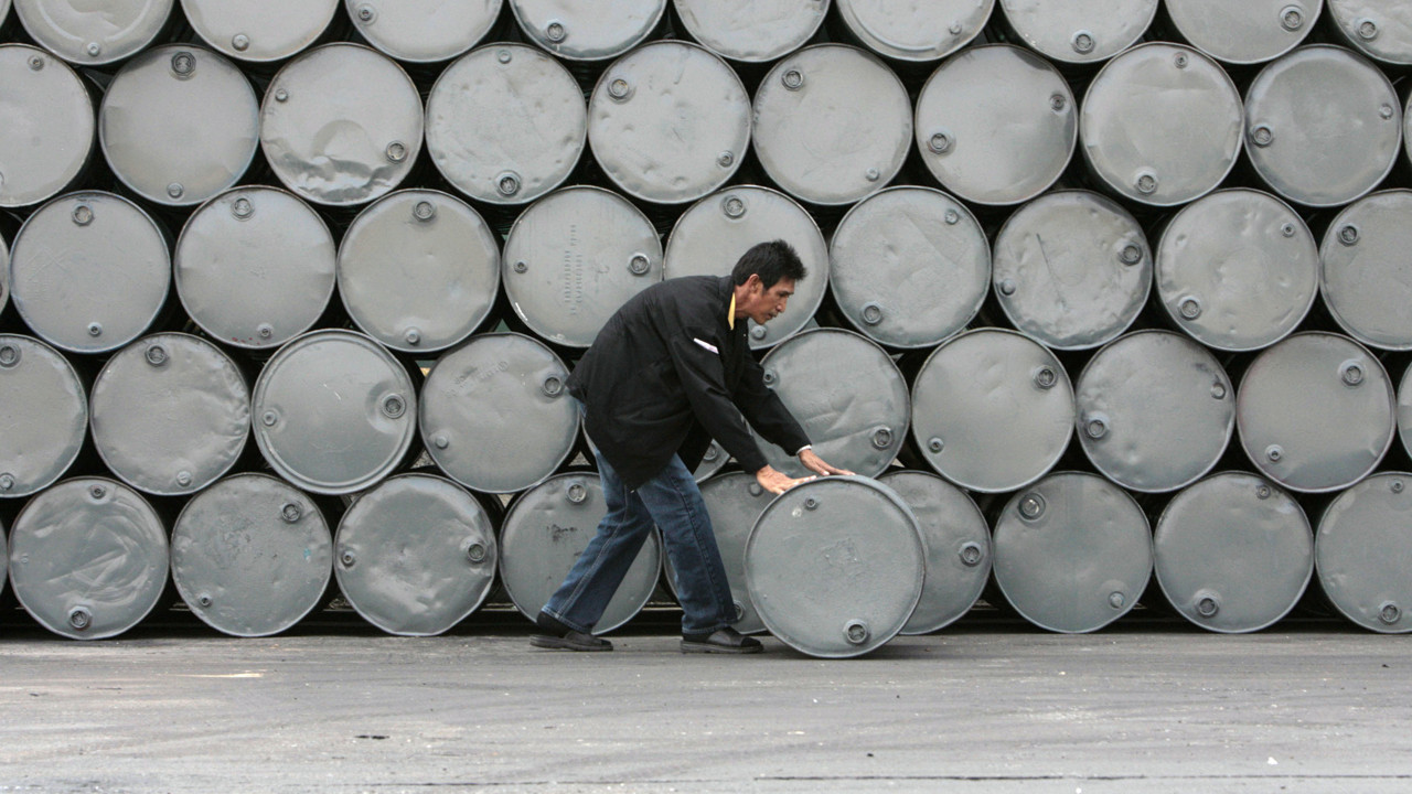 Goldman Sachs petrol fiyatı tahminini yükseltti