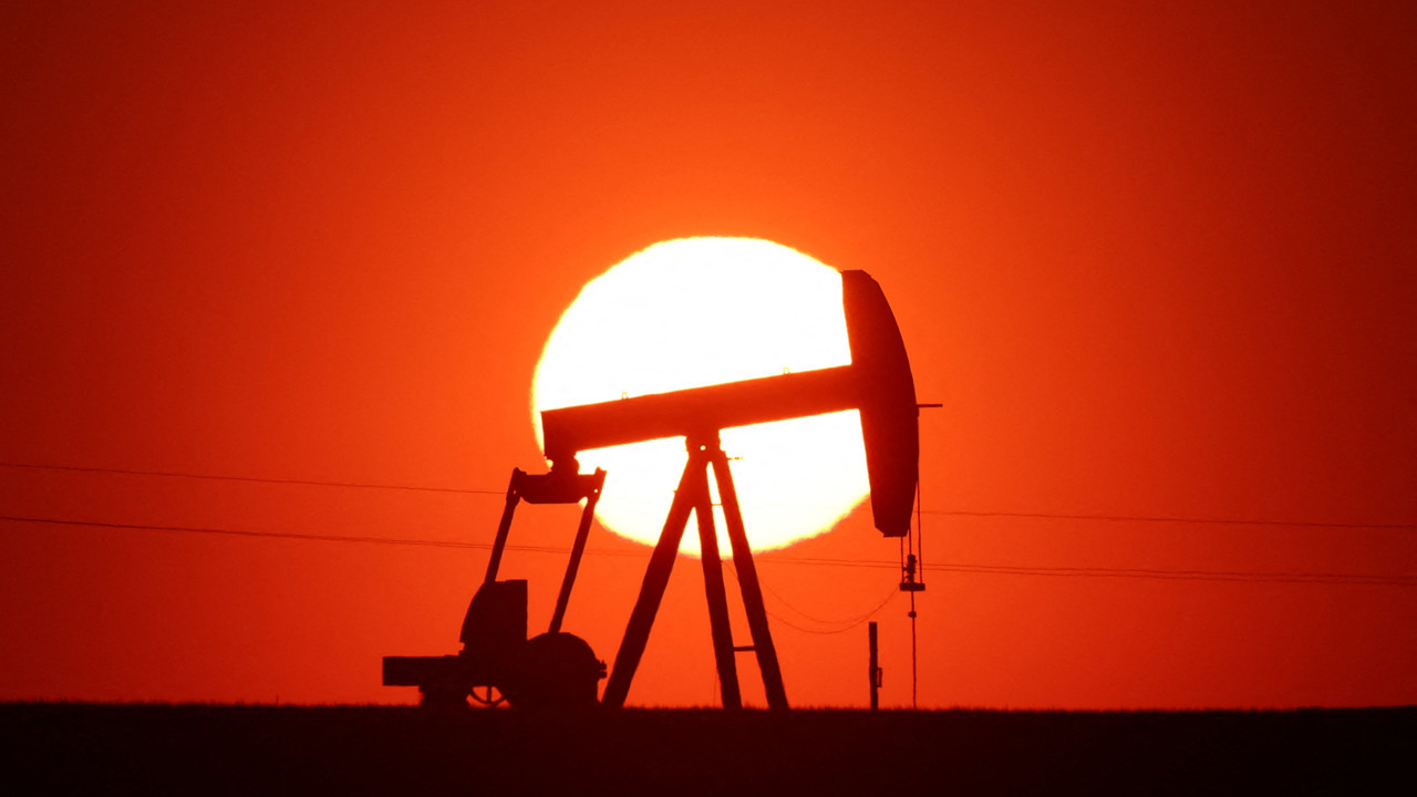 Petrol fiyatları uçuyor: Son 4 yılın zirvesine çıktı