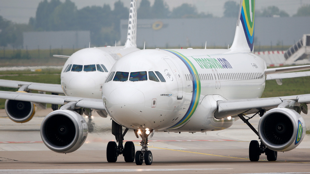 Jet yakıtı krizi bir şirketi daha vurdu: Mayıs-haziran uçuşları için çok sayıda iptal kararı