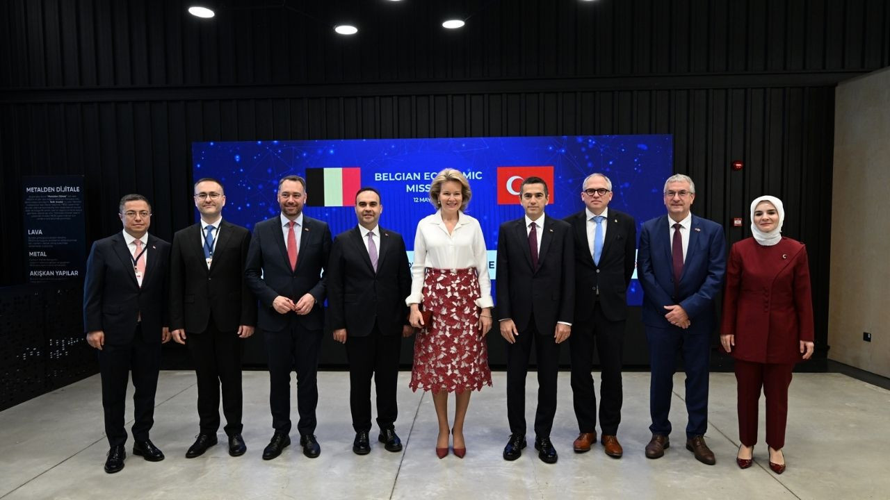 2 imza atıldı: Belçika Kraliçesi Mathilde MEXT Teknoloji Merkezi’ni ziyaret etti