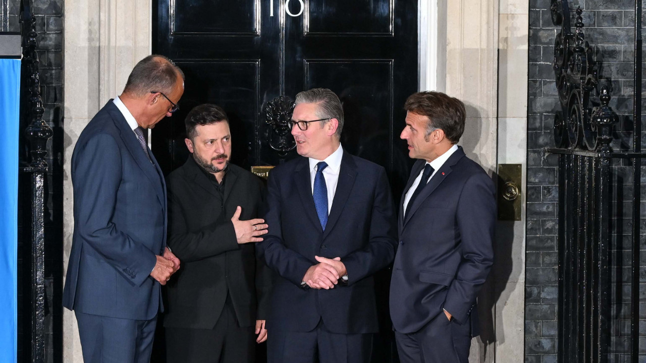 Avrupa liderlerinden Ukrayna zirvesi: Zelenskiy ile Londra'd