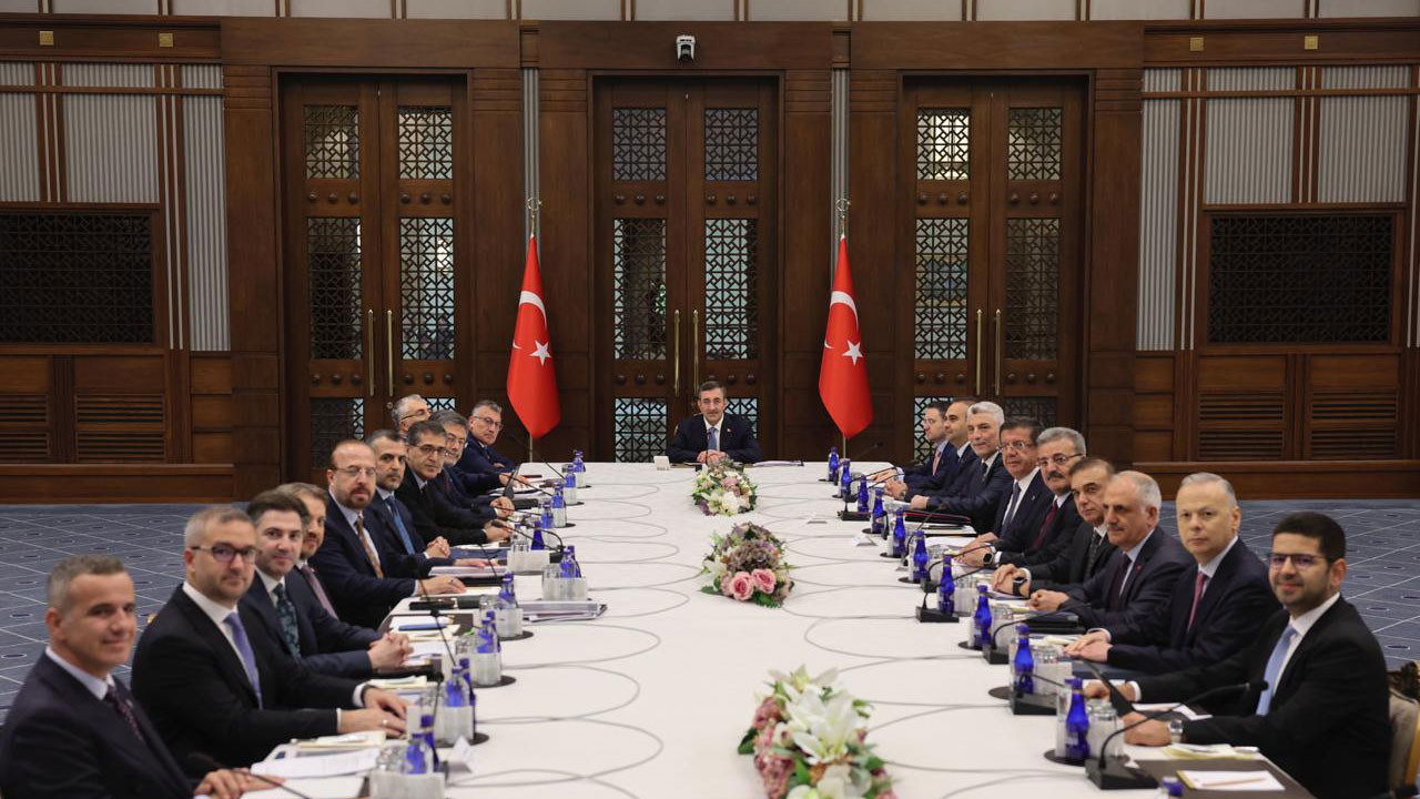 Ekonomi Koordinasyon Kurulu toplandı: OVP hazırlıkları masada