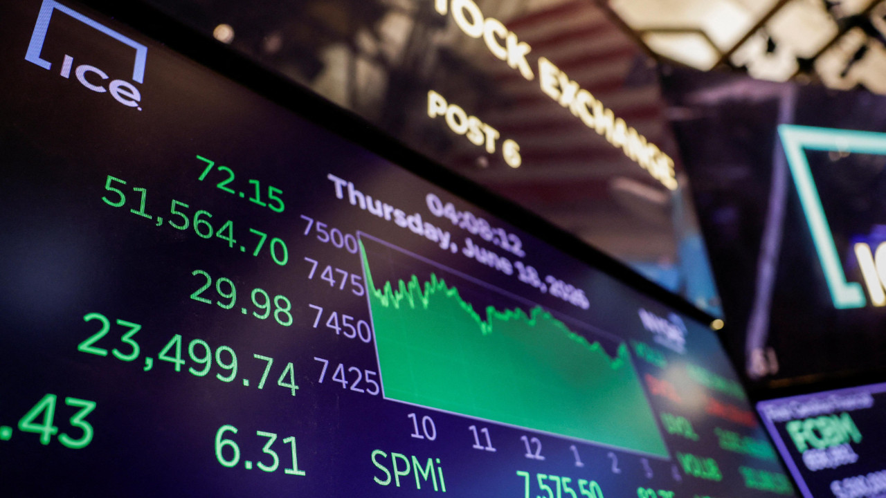 S&P 500 ve Dow Jones'tan tarihi rekor, Nasdaq'da düşüş!