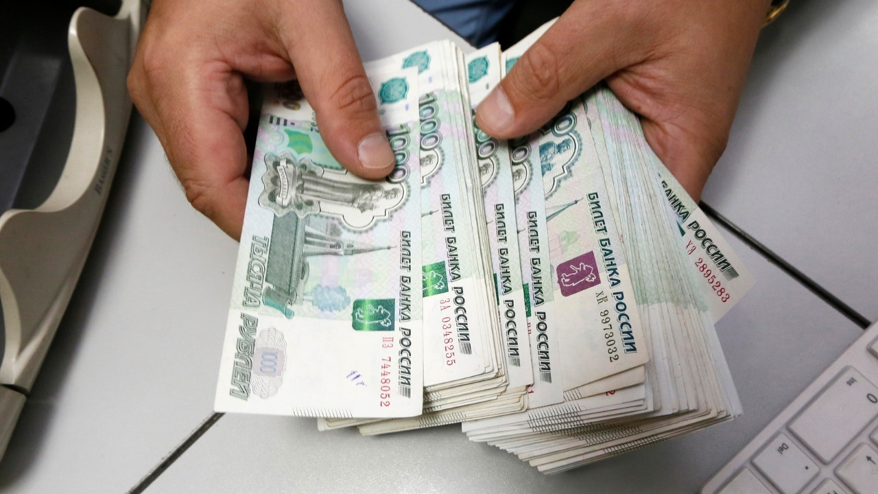 Rusya'da para sisteminde yeni dönem! Dijital ruble kullanıma açılıyor