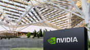 Trump&rsquo;tan &Ccedil;in&rsquo;e &ccedil;ip hamlesi: Nvidia H200 satışı i&ccedil;in s&uuml;re&ccedil; başladı