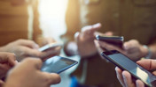 5G telefon şarjını daha mı &ccedil;abuk bitiriyor?