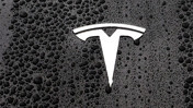 Tesla’nın geliri beklentileri aştı: En büyük sınav yapay zeka ve robotaksi