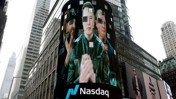 Musk'ın serveti tek günde 50 milyar dolar eridi: Nasdaq'taki ilk günde hisseler çöktü