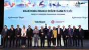 VakıfBank’tan deprem bölgesi ve yeşil dönüşüm için 300 milyon dolarlık finansman