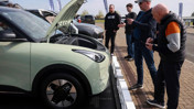 2025'in şampiyon otomobili bir pazara daha açılıyor! Başlangıç fiyatı belli oldu