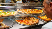 45 yıllık pizza zinciri 90'dan fazla restoranını kapattı, 3 kez iflas başvurusunda bulundu