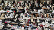 Converse satılıyor mu? Nike'ın harcamalarındaki sert d&uuml;ş&uuml;ş dikkat &ccedil;ekti